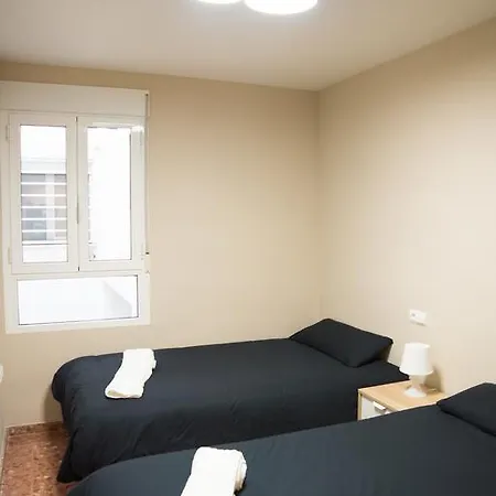 Apartamento Patraix Apartment *